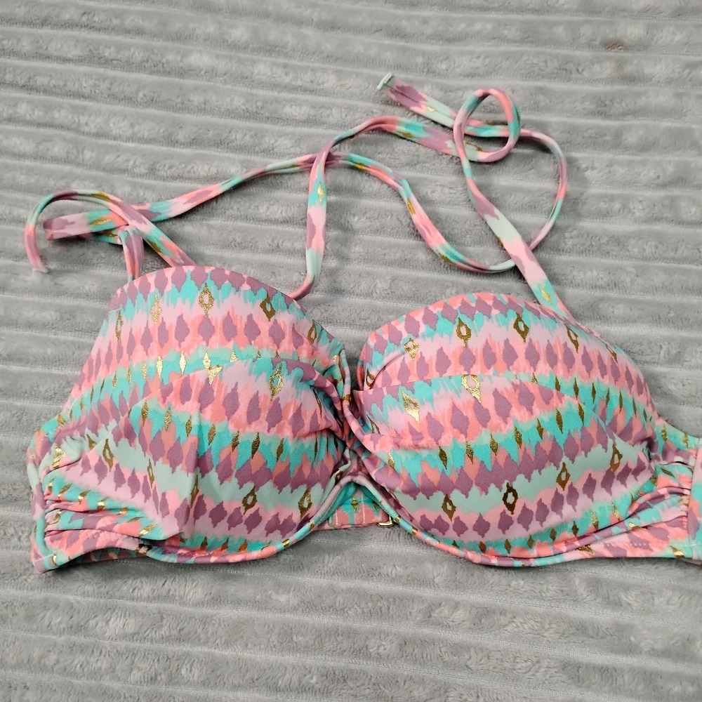 Shade and shore bikini top 34B Breezy Summer Pool Party Resort wear Pastels